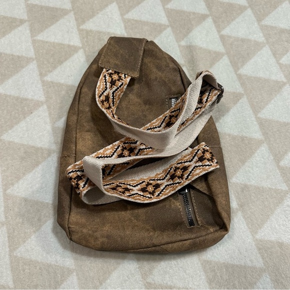 Jingpin small faux leather crossbody bag - Picture 2 of 2